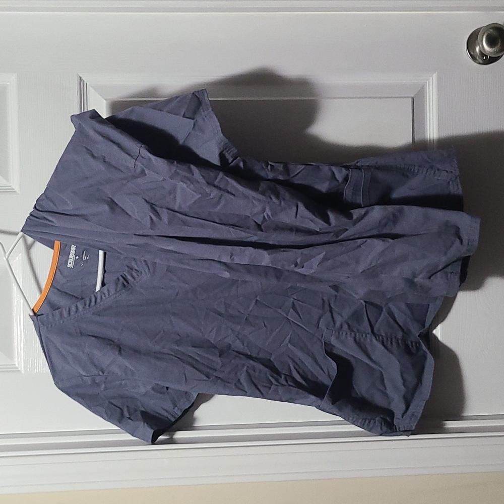 Women's medical scrubs